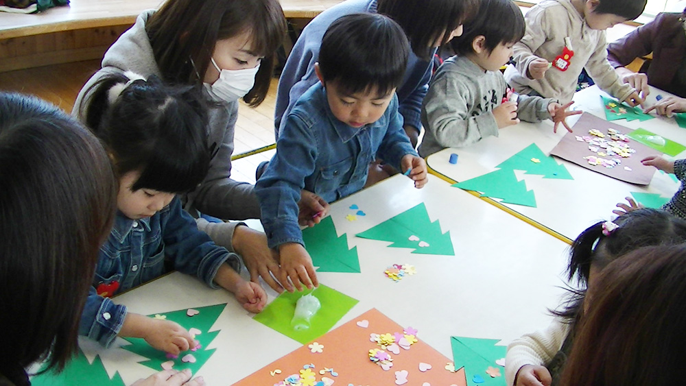 未就園児教室「こまどりちゃん」